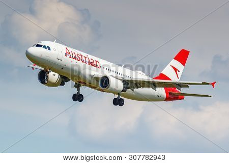 Moscow, Russia - June 21, 2019: Aircraft Airbus A320-214 Oe-lbp Of Austrian Airlines Landing At Domo