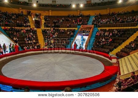 The Work Of Artists Of The Zaporozhye Circus