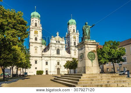 View At The Saint Stephen's Cathedral And Memorial Of King Maximilian I Joseph In Passau - Germanay