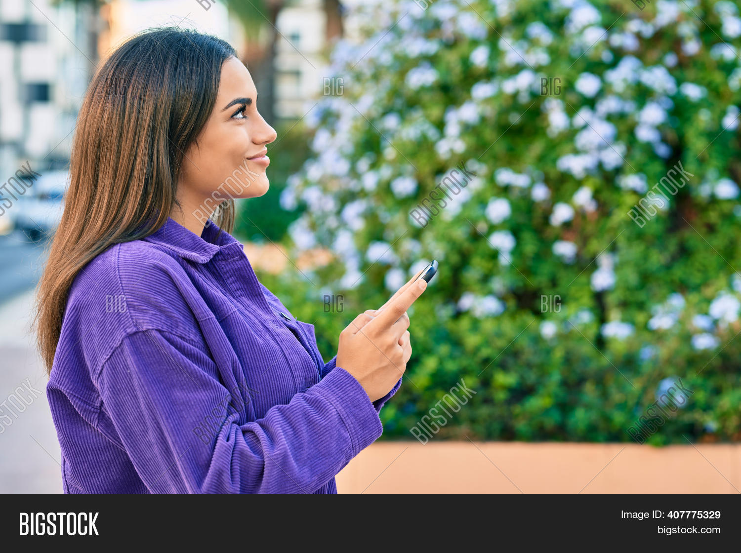 Young Hispanic Woman Image & Photo (Free Trial) | Bigstock