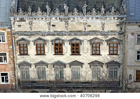 Palácio de Korniakt em Lvov, Ucrânia