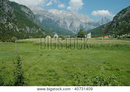 Theth, Prokletije Dağları, Arnavutluk