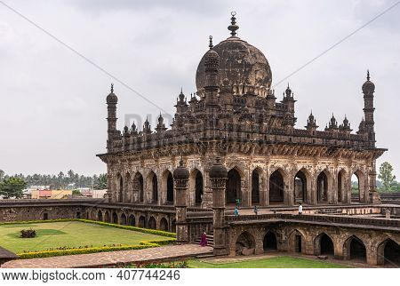 Vijayapura, Karnataka, India - November 8, 2013: Nw Corner View On Brown Stone Ibrahim Rauza Mausolu