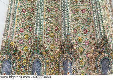 Details of phra mondop at the emerald buddha temple, bangkok. Thailand