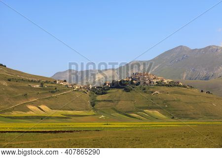 Norcia (pg), Italy - May 25, 2015: The Famous Spring Flowering In The Fields Around Castelluccio Di 