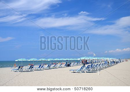 Picturesque view on Italian sandy beach Marina di Vecchiano nearby Pisa, Tuscany Ã¢ï¿½?ï¿½? Italy