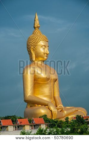 Big Buddha statue