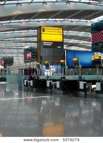 Indulási kapu Heathrow terminál 5