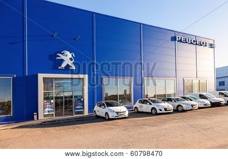 Samara, Russia - November 24, 2013: Office Of Official Dealer Peugeot . Peugeot Is A French Car Bran