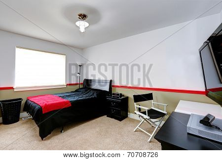 Boys Room Interior  With Office Area