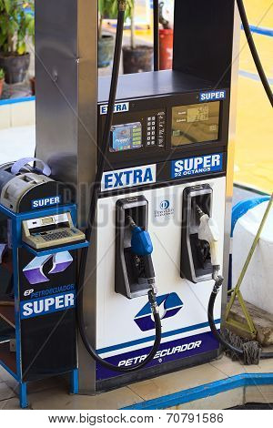 Petroecuador Gas Station