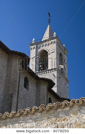 Wallfahrtskirche St. Maria in Rivotorto. Umbrien.