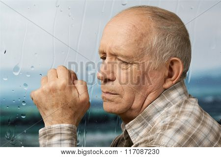 Seniors portrait of sad old caucasian man