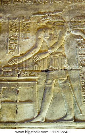 Starověký egyptský bůh Chnum, Edfu