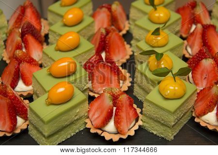 Greentea Cak Strawberry Tart