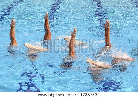Synchronized swimming