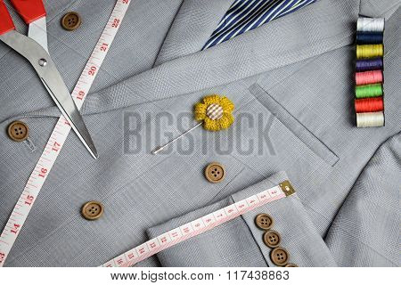 Suit Tailor Equipment, On Double Breasted Suit