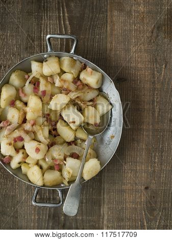 Rustic German Pan Fried Potato Bratkartoffeln