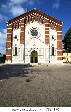 Church     The Varano Borghi  Old   Closed  Tower Sidewalk Italy  Lombardy