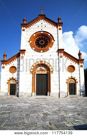 Church    The Mercallo    Closed Brick Tower Sidewalk Italy  Lombardy