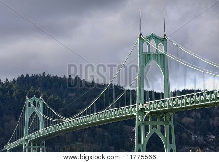 Puente de San Juan en Portland Oregon, Estados Unidos.