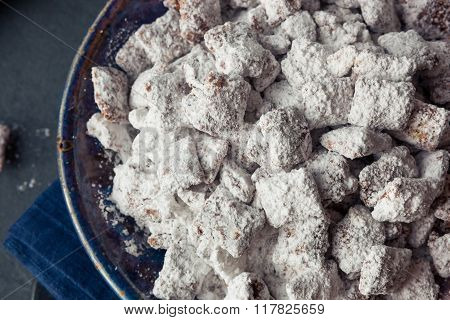 Homemade Powdered Sugar Puppy Chow