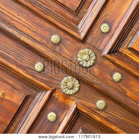 Abstract  Rusty Brass  Crenna Gallarate Varese