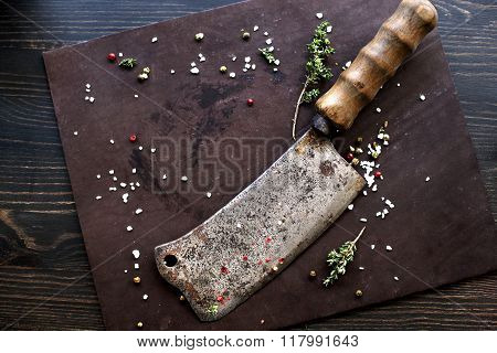 Kitchen knife axe.