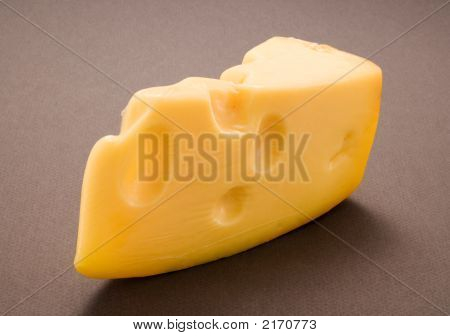 Formaggio svizzero