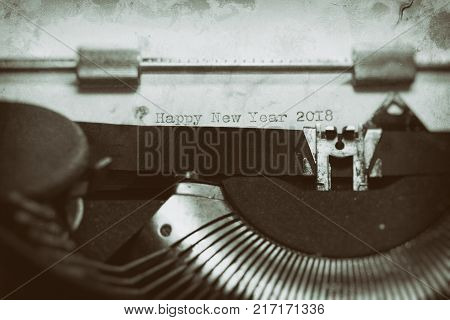Typewriter with the phrase Happy New Year 2018
