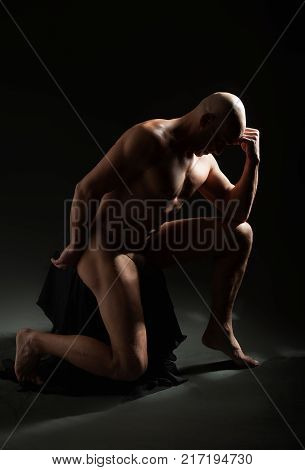 studio portrait of athletic man. Body skulptur