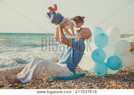 Hokum Tender Scene Of Handsome Bolt Happy Father Enjoy Life Time Summer Vacation With His Little Bab