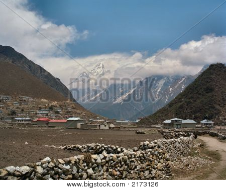 Ама-Даблам