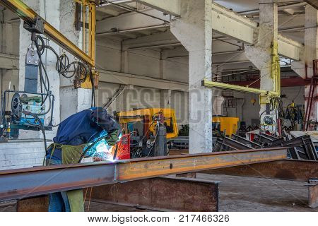 Cleaning Of The Metal By Sandblasting