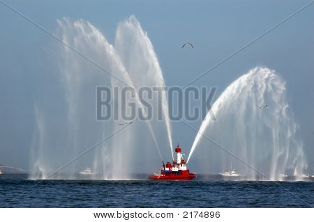 Bateau-pompe en Action