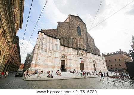Portica Of Bologna, Italy - Corte Isolano