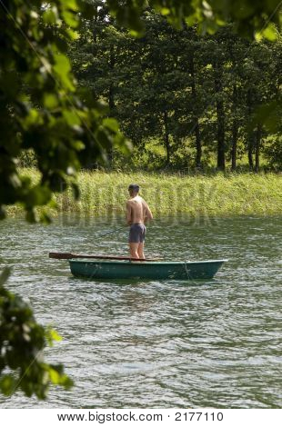 Fener teknede Gölü