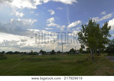 Korolyovka (Korolivka village) - village, Nikolaevsky village council, Novomoskovsk district, Dnepropetrovsk region, Ukraine.