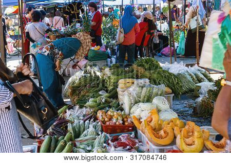 Tuaran Sabah, Malaysia - February 17, 2019: Variety Selection Of Vegetables At Tamu Tuaran, Street M