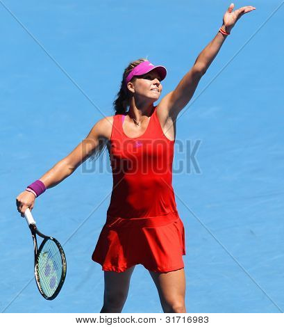 เมลเบิร์น - 17 มกราคม: Maria Kirilenko ของรัสเซียในเธอชนะรอบแรกมากกว่า Jamila Gajdosova ของ Au