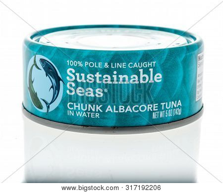 Winneconne, Wi - 14 August 2019 : A Package Of Sustainable Seas Albacore Tuna On An Isolated Backgro