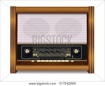 Radiol Retro Icon. Realistic Illustration. Radio Broadcasting With Russian Interface. Isolated On A 