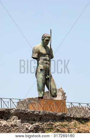 Pompeii, Italy - June 15, 2017: Sculptures Of The Polish Sculptor Igor Mitoraj On Display At Pompeii