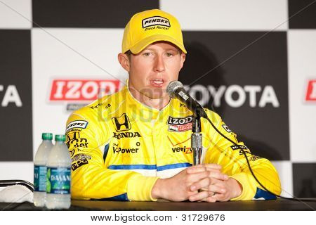 LONG BEACH - 17 aprile: Ryan Briscoe driver della #6 Penske camion noleggio Team Penske Honda durante th