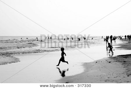 Kind auf dem Strand