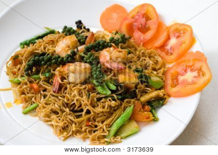 Thai Spicy Seafood Noodle
