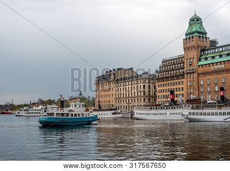 Stockholm, Sweden - May 1, 2019: A Local Ferry For The Public Transportation -sl- In Stockholm Arriv