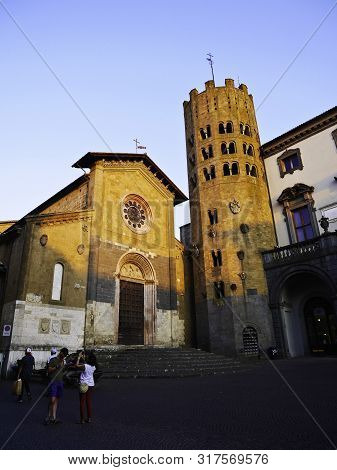 20 July 2019-orvieto-italy-walking Through The Streets Of Orvieto