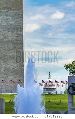 Washington Monument Capitol Hill World War2 Monument Washington Dc