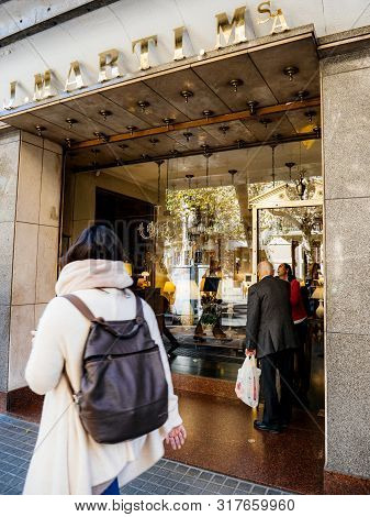 Barcelona, Spain - Nov 14, 2017: Customers In Front Of J Marti M Sa Lighting And Decoration Store In